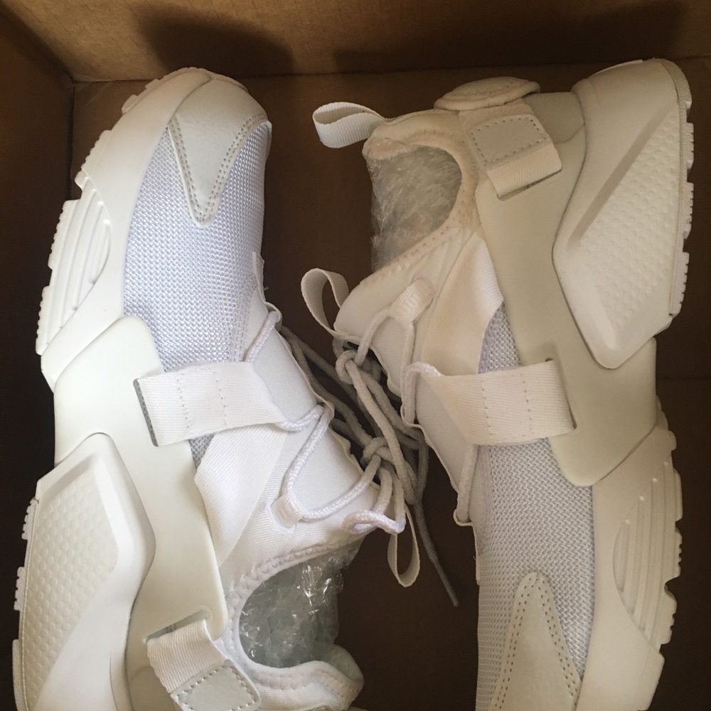 NIKE Huarache